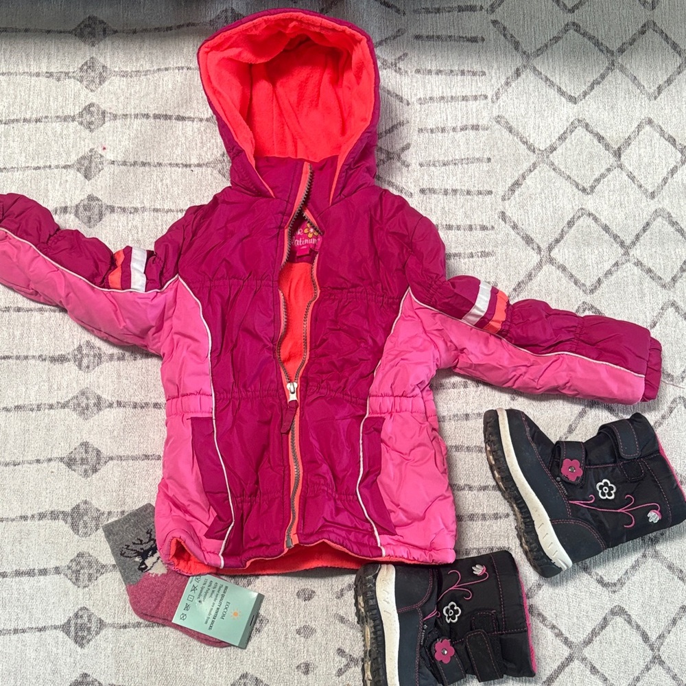 Winter Ski Snow Jacket, boots and socks set